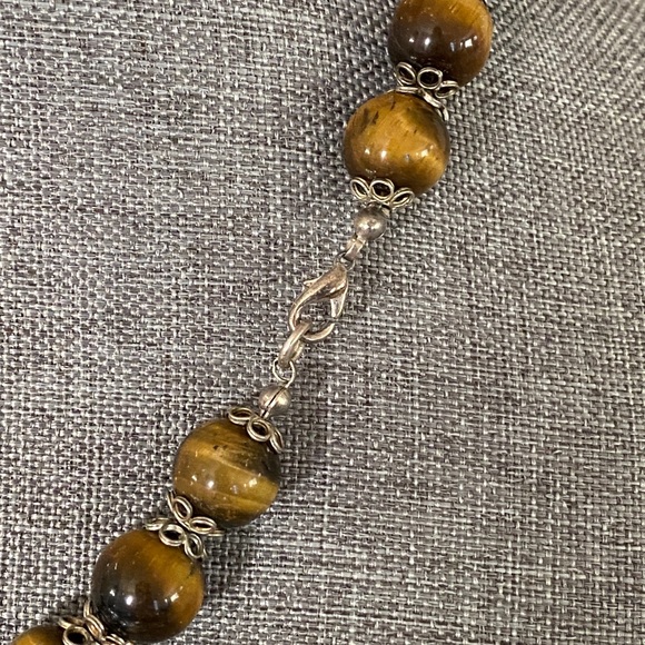 Genuine tigers eye necklace and earrings. - Picture 3 of 6